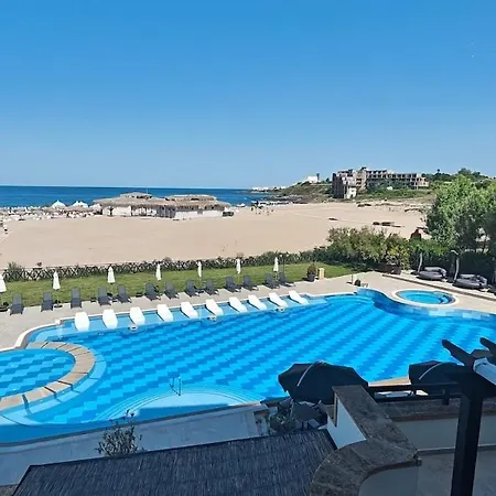 Oasis Sea&beach Deluxe لوزينيتس